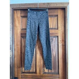 Strut This  star print leggings size medium
